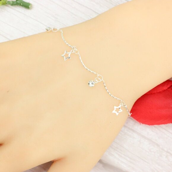 "Trendy Handmade Bracelet – A Thoughtful Gift for Girls & Women | UNVRC1062 - Picture 5 of 10